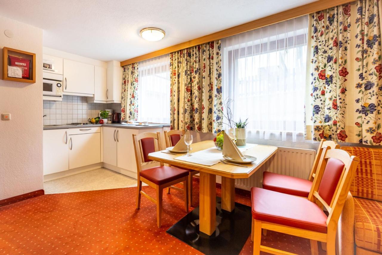 Hotel Garni Tyola Ischgl Zewnętrze zdjęcie
