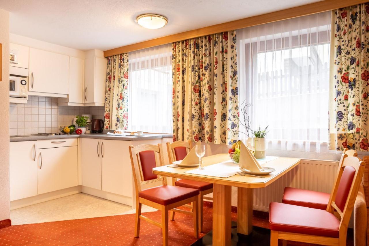 Hotel Garni Tyola Ischgl Zewnętrze zdjęcie